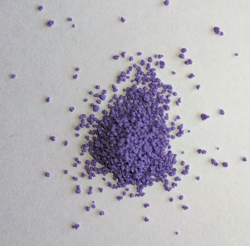 Purple speckle for detergent powder making